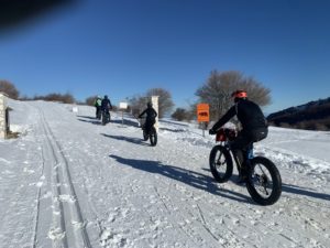 Pedalare sulla neve con le FAT Bike e Mountain Bike elettriche gallery